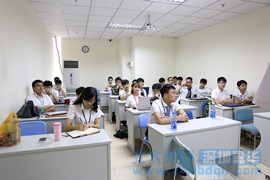 jQuery特效大賽在深圳嘉華學校T125班順利舉行