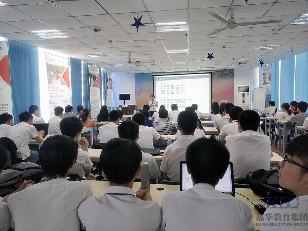 歡迎家長參加北大青鳥深圳嘉華項目答辯公開會